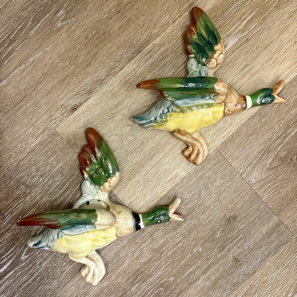 Vtg Mallard Duck Flying Ceramic Wall Hanger Pocket Planter Hunting Cabin Japan